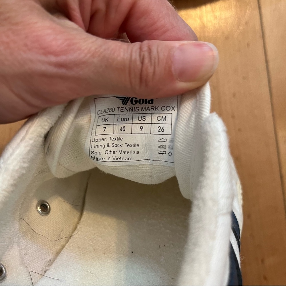 Gola Mark Cox White Navy Tennis Sneakers size nine (9) - Picture 7 of 8